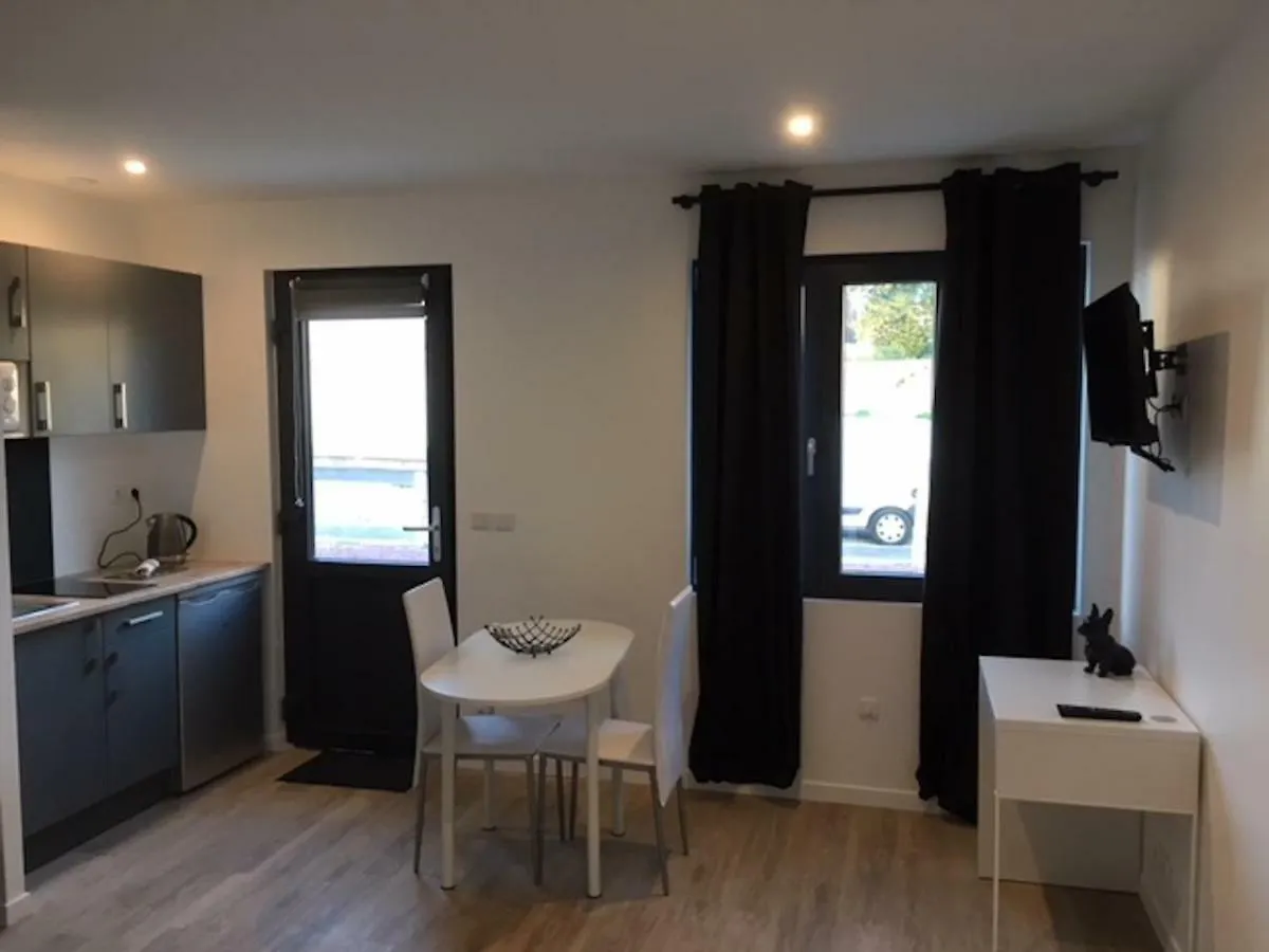 Appartement Le Binôme à Rennes 0*,